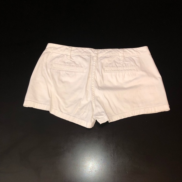 Express white shorts size 0 - Picture 2 of 3